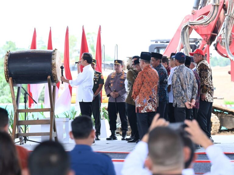 Groundbreaking Masjid Negara di IKN, Jokowi : Merepresentasikan Kemajemukan Indonesia