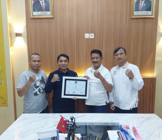 Diskominfo Kendal Mendapatkan Sertifikat Indeks KAMI dengan Nilai Tingkat Kesiapan Cukup Baik dari Badan Siber dan Sandi Negara