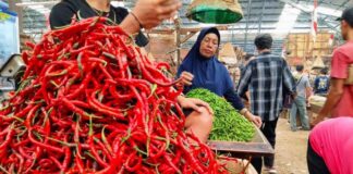 Harga Cabai Keriting Tembus Rp 100 Per Kg Usai Pemilu, Pedagang di Pasar Wage Purwokerto Menjerit
