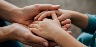 Ramai Perdebatan Parenting Ala “VOC”, Disiplin Ketat atau Tekanan Berlebih?