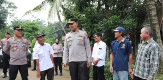 Kapolres Kendal Apresiasi Warga Dusun Genting yang Berperan Aktif dalam Pencarian Korban Laka Air