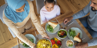 Strategi Anti Lemes: 5 Tips Menahan Lapar Selama Puasa