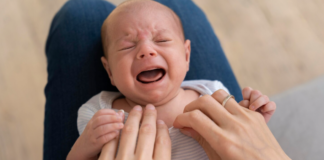 Mengenal Laringomalasia, Kelainan pada Bayi yang Menyebabkan Napas Berbunyi “Ngik”