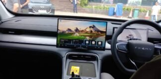 Layar Besar Jadi Andalan Mobil Listrik China, Kini Berpotensi Kena Pembatasan